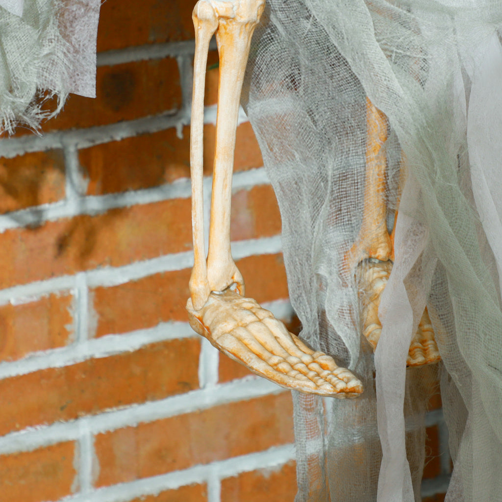 Hanging Pumpkin Ghost – Light-Up Red Eyes & Creepy Howling